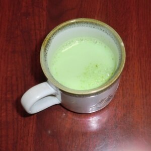 緑茶でミルクティー
